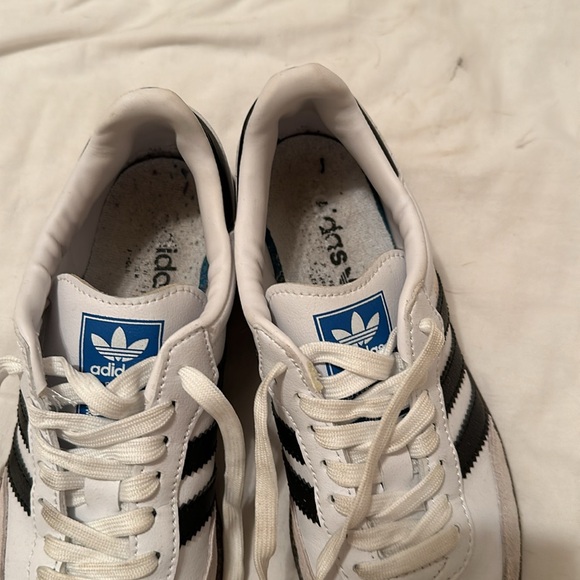 Adidas Samba fits size 6 - Picture 2 of 4